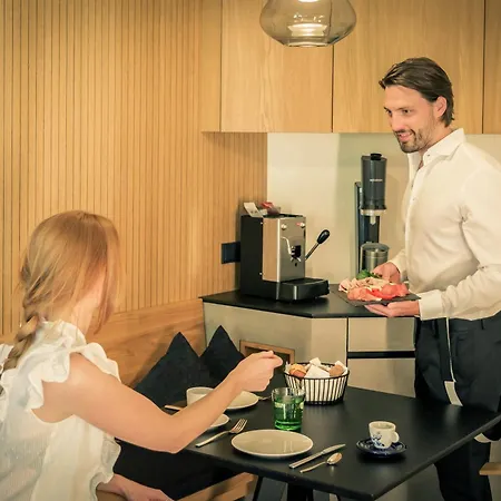 Rosa Deluxe Хольцгау